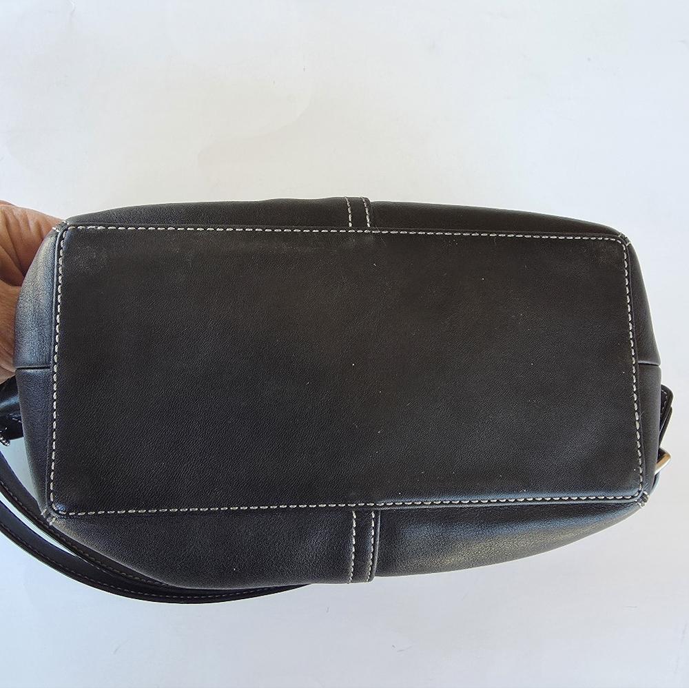 SOLD Coach 9564 Legacy Demi Hobo Black Leather Vintage Shoulder Bag in EUC - Picture 5 of 9